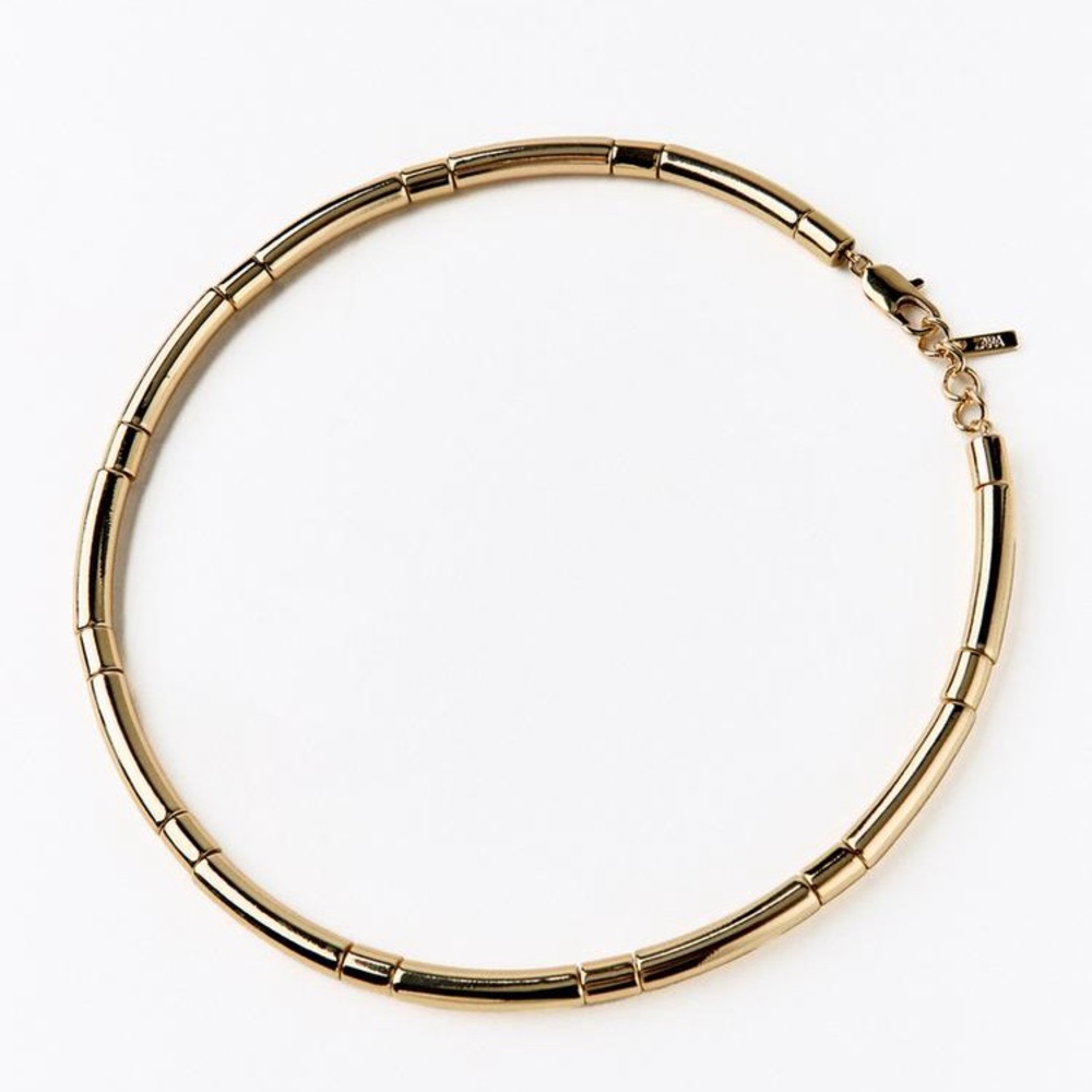 Elegant Gold Necklace